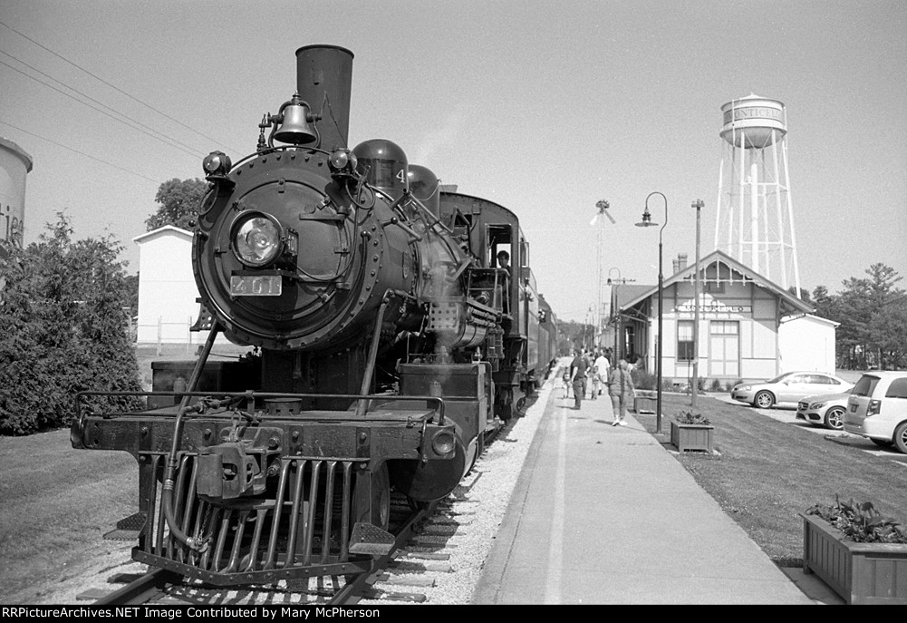 Southern Railway 401 at the Monticello Railway Museum